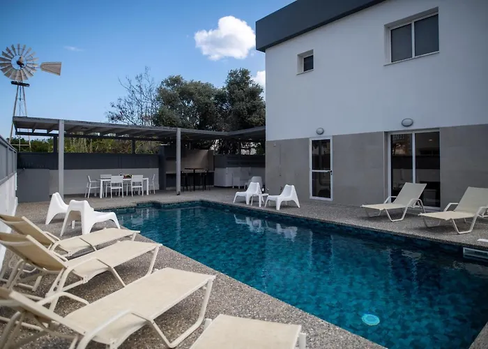 فيلة Ruby Nissi *